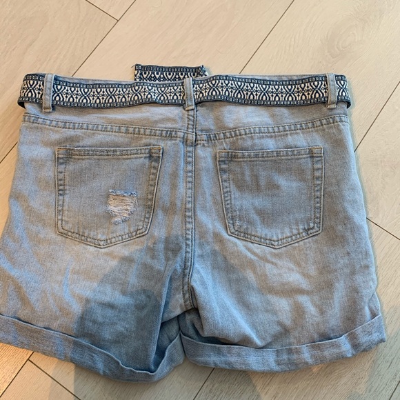 Shorts - Picture 2 of 2